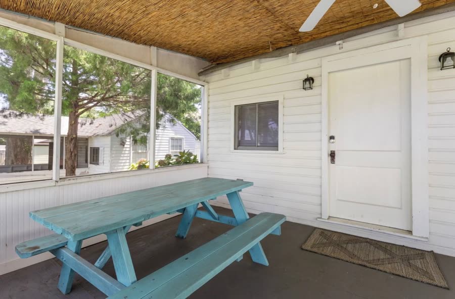 Cottage #1, Plum Point