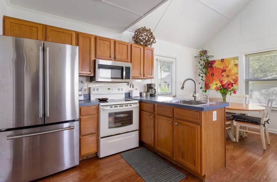 Cottage #14, Plum Point