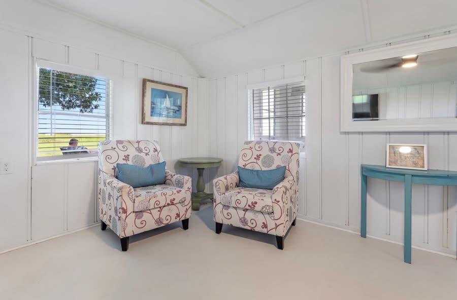Cottage #15, Plum Point