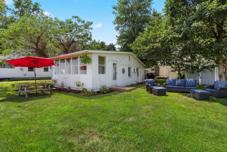 Cottage #15, Plum Point